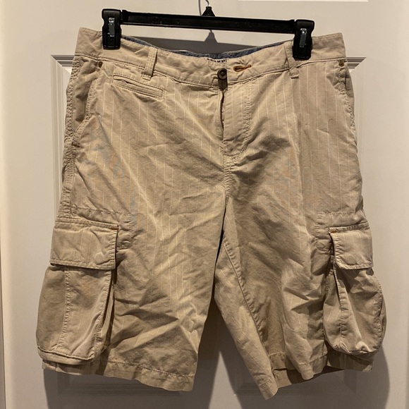 Pinstripe cargo shorts - Picture 1 of 5